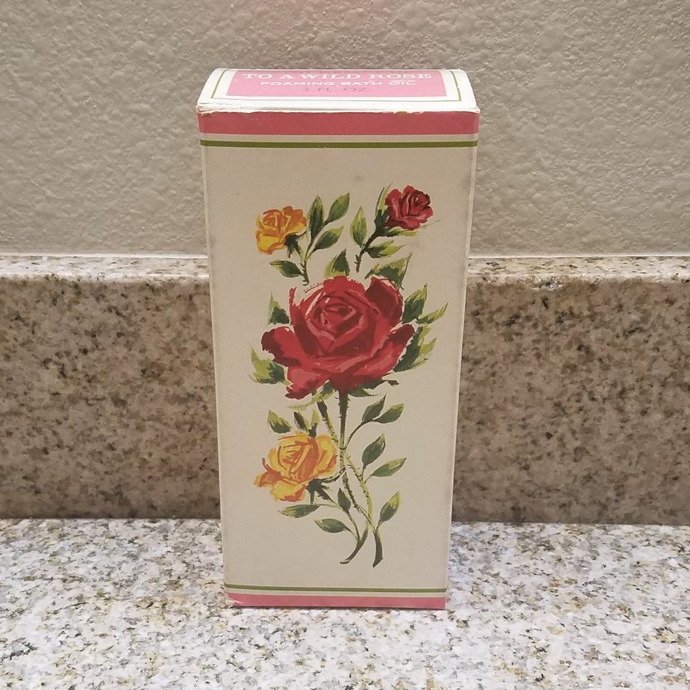 Avon Demi-Cup “To A Wild Rose” Full of Foaming Bath Oil 3 Fl. Oz. - Picture 2 of 11